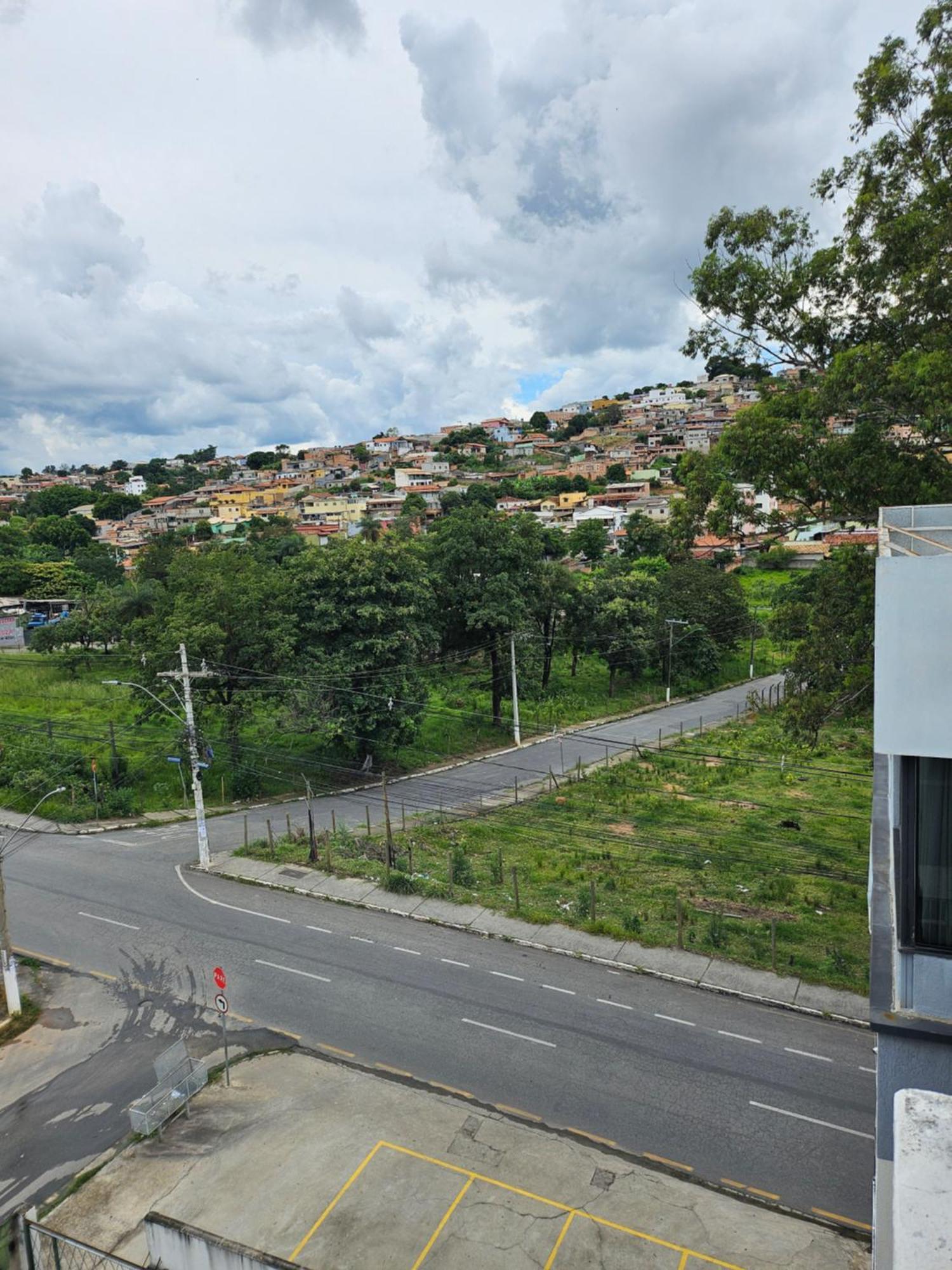 Hotel Avelar Ribeirão das Neves Esterno foto